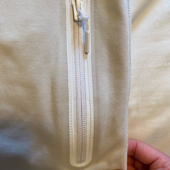 Brand New Nike jacket - Picture 3 of 6